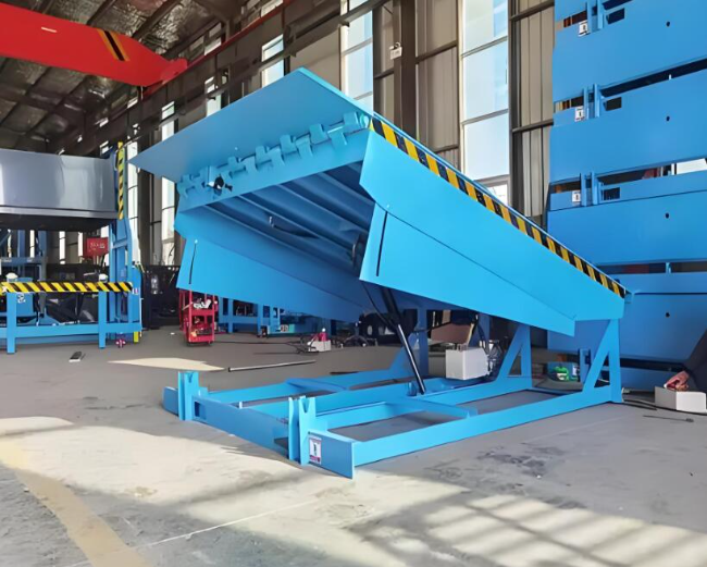 富蕴固定式登车桥