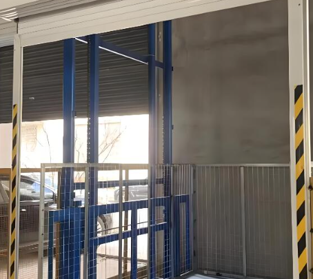 富蕴液压货梯技术标准